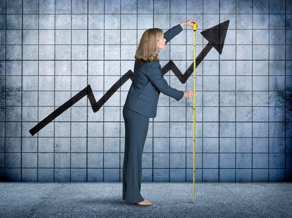 The Benefits of Outsourcing Payroll to a Service Bureau