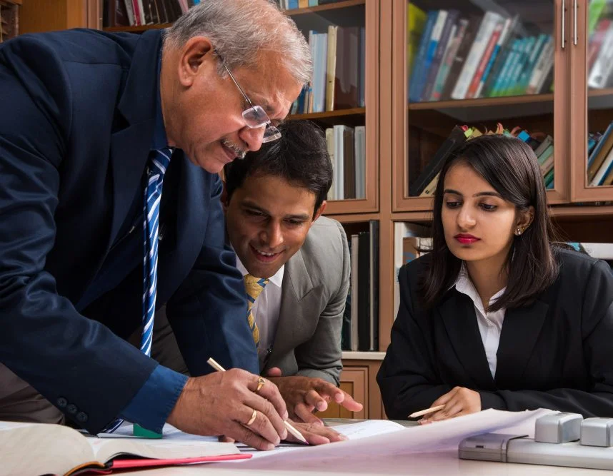 In-depth Industry Knowledge Makes Us Best Law Firm Accountants UK